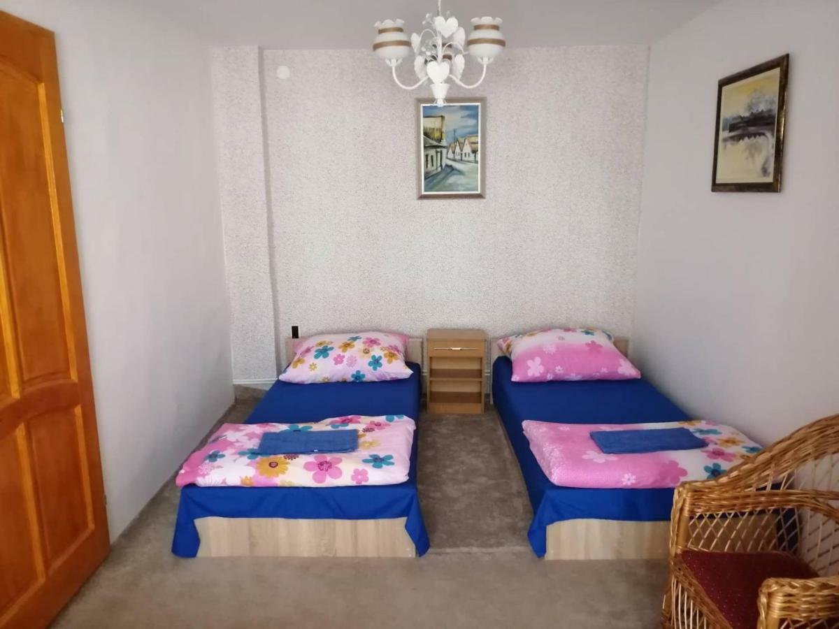 Mandula Apartman Szeged Exterior foto